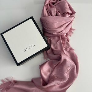 Authentic Gucci GG Jacquard Shawl